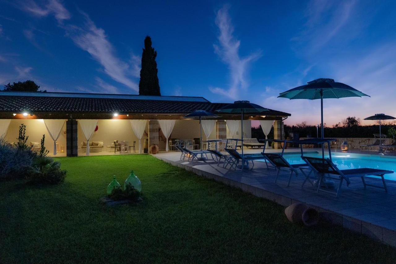 Masseria Tenuta Flora Maria เลเวราโน ภายนอก รูปภาพ