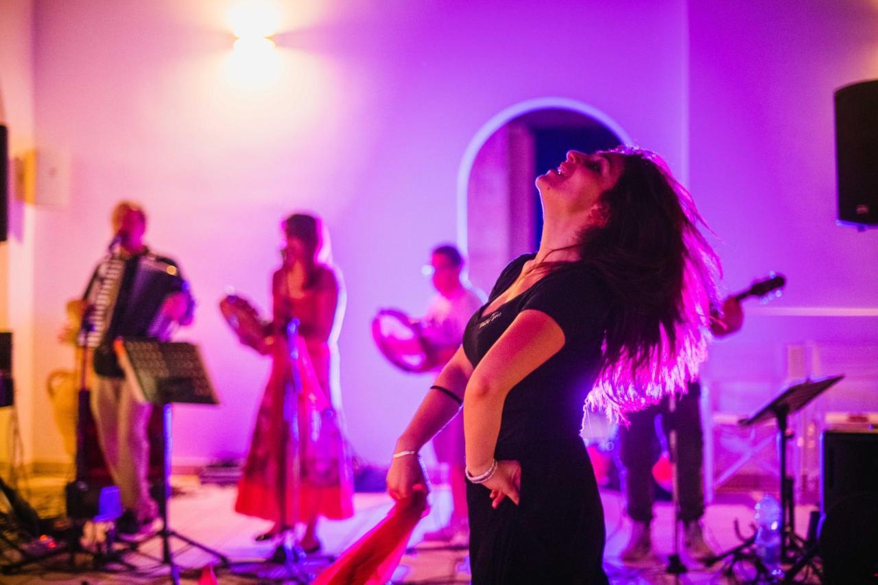 Masseria Tenuta Flora Maria เลเวราโน ภายนอก รูปภาพ