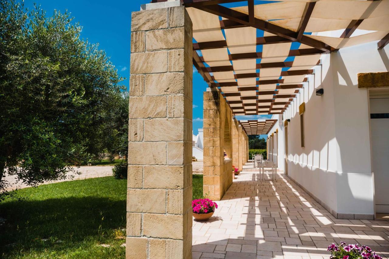Masseria Tenuta Flora Maria เลเวราโน ภายนอก รูปภาพ